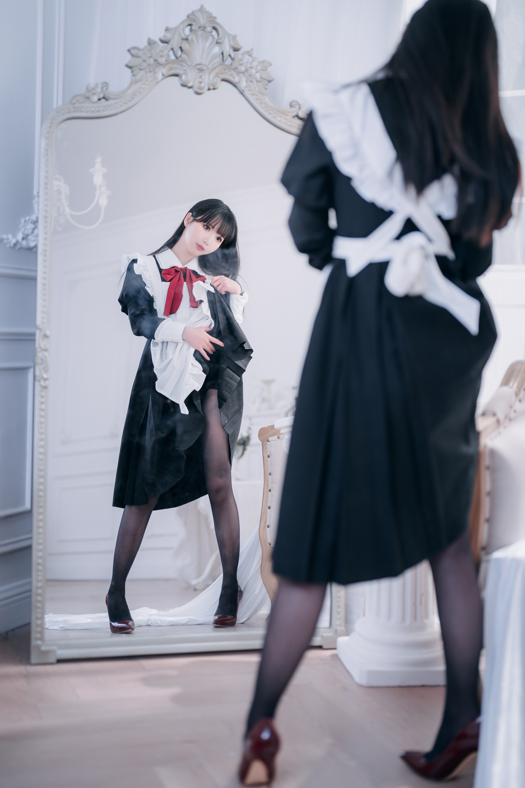 面饼仙儿 - NO.139 红高跟女仆[30P]-XikXak